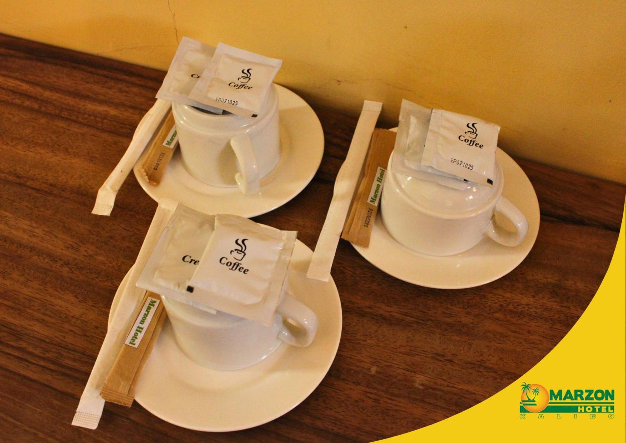 Marzon Hotel Kalibo Esterno foto